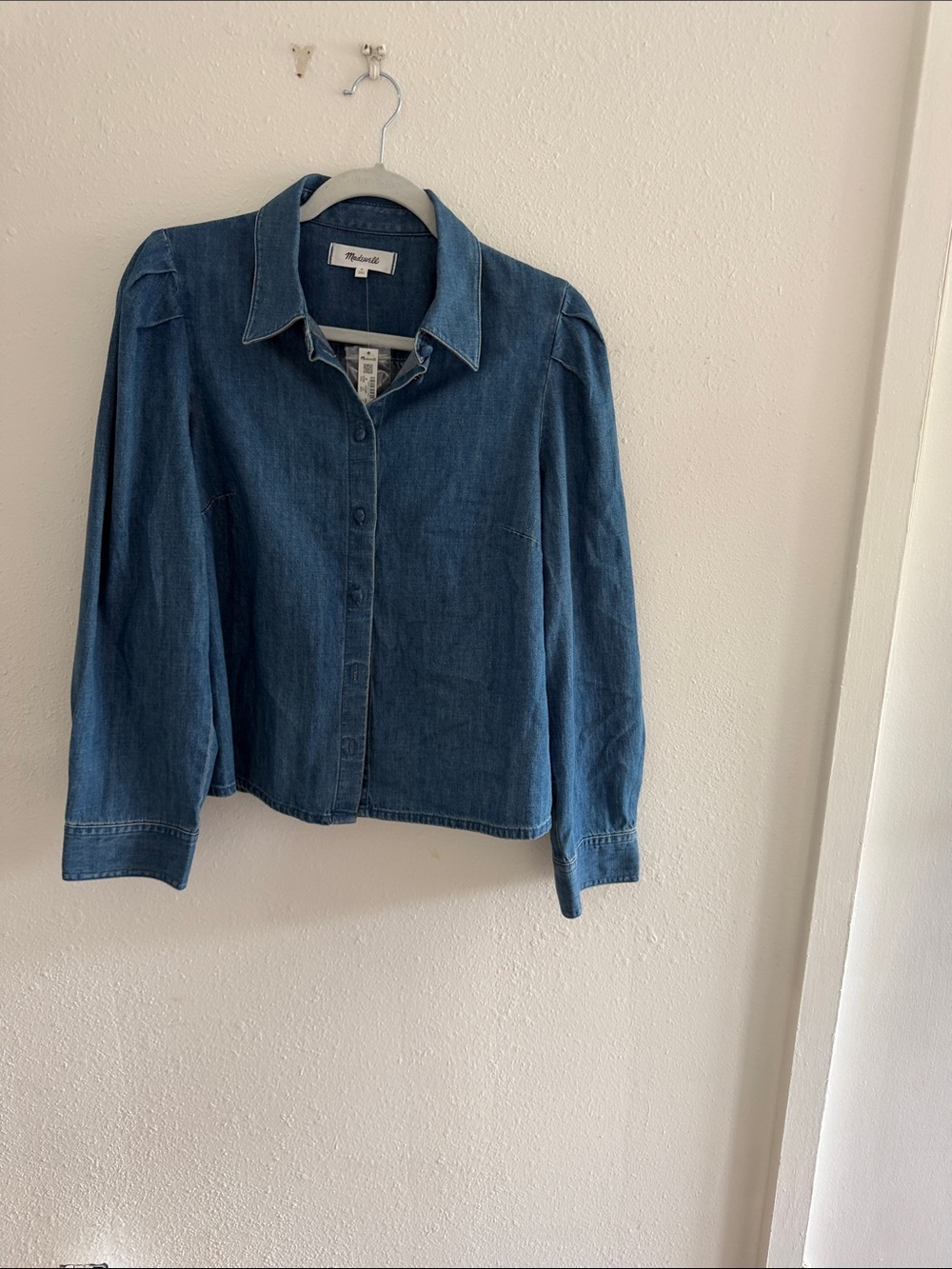 Maxwell Denim Puff-Sleeve Shirt in Petersburg Wash - Picture 1 of 7